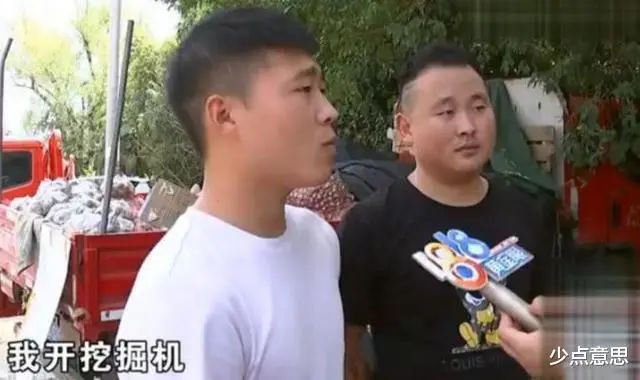 浙江兩個開挖掘機的小夥誤喝過期啤酒，三天沒上班損失5000多元！(圖1)
